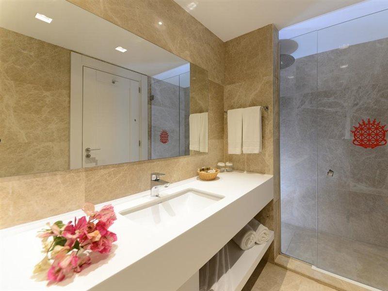 Lugga Boutique & Отель 3*
