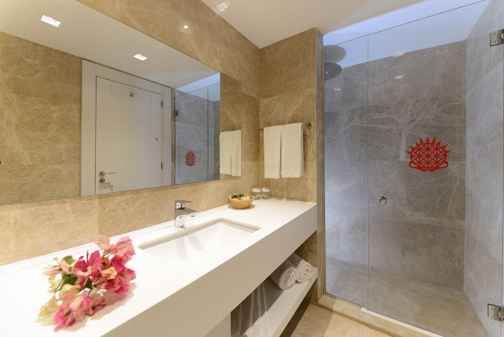 Lugga Boutique & 3* Ортакент
