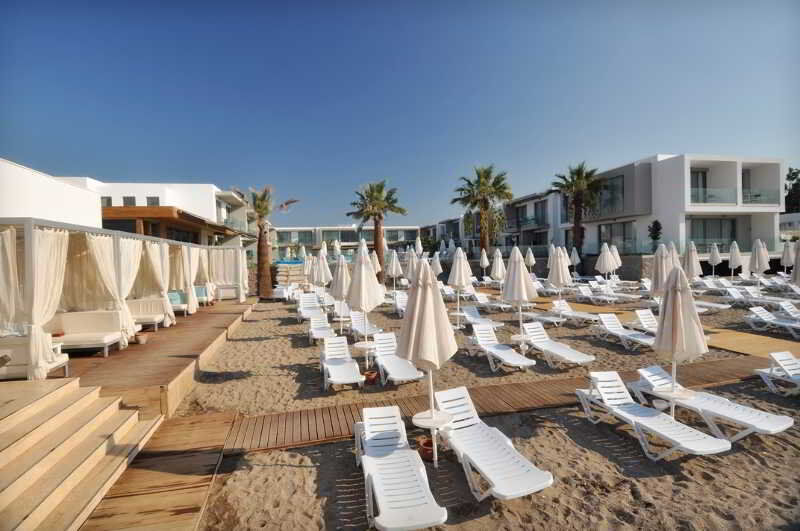 Отель Lugga Boutique & 3*